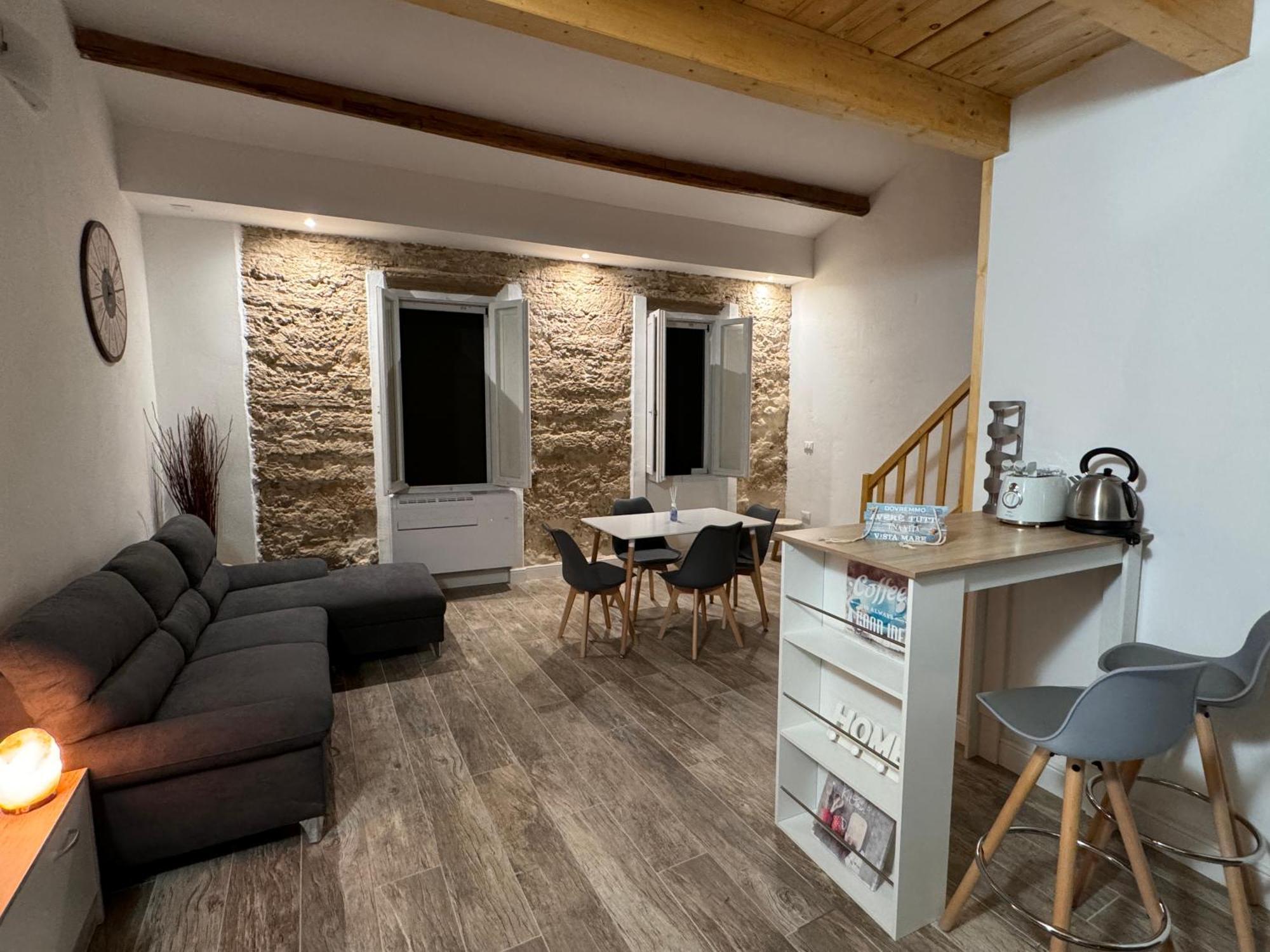 La Dimora Dei Bastioni Apartment Alghero Bagian luar foto